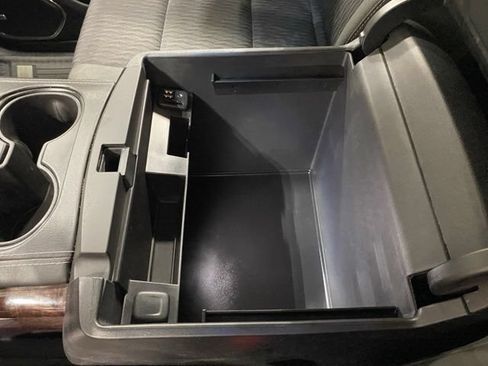 Used 2015 GMC Yukon XL SLE AWD/4WD image 40