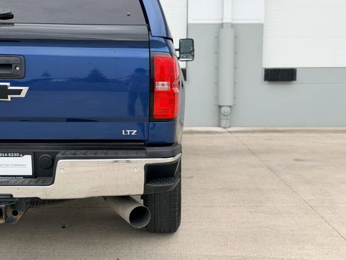 Used 2018 Chevrolet Silverado 2500 LTZ w/ Duramax Plus Package AWD/4WD image 31