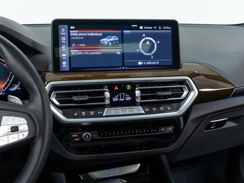 Certified 2024 BMW X3 xDrive30i w/ Premium Package image 19