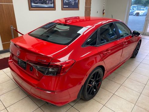 Used 2024 Honda Civic Sport image 4