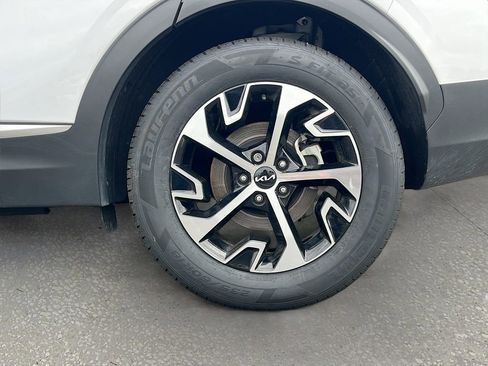 Used 2024 Kia Sportage EX image 29