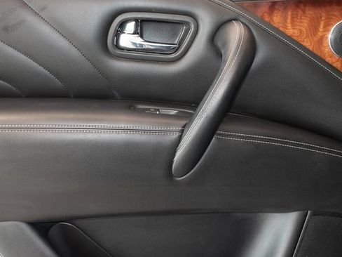 Used 2017 INFINITI QX80 4WD w/ Deluxe Technology Package image 21