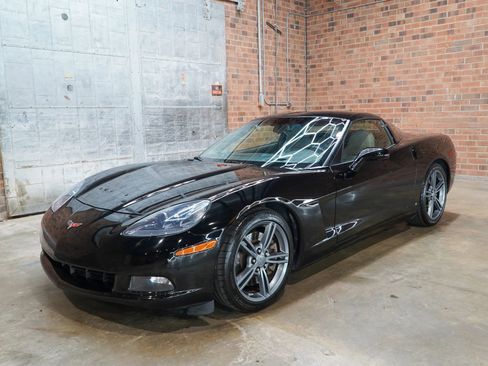 Used 2009 Chevrolet Corvette Convertible w/ Preferred Equipment Group RWD image 7