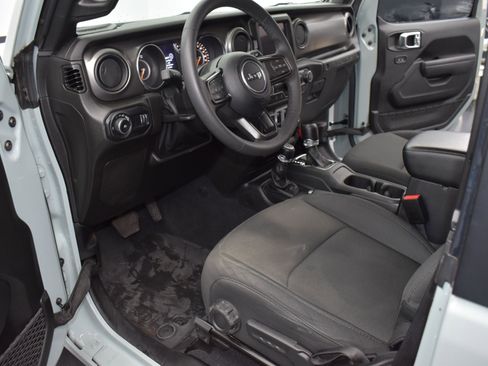 Used 2023 Jeep Wrangler Sport S image 11