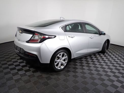 Used 2018 Chevrolet Volt Premier w/ Driver Confidence Package image 16