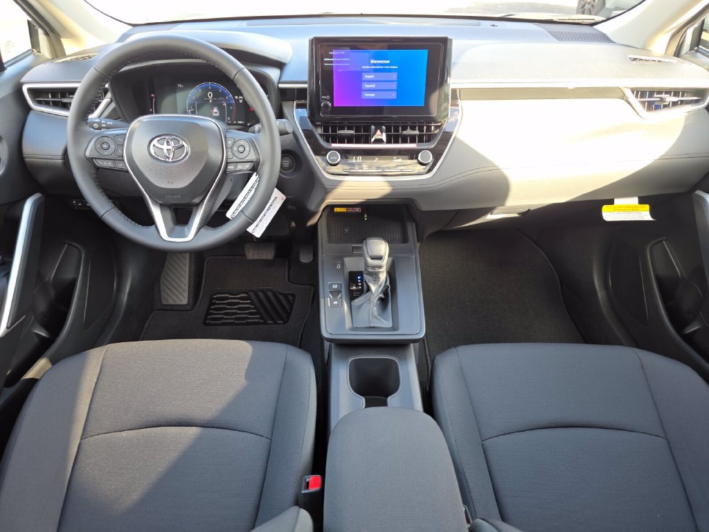 New 2026 Toyota Corolla Cross LE FWD image 5