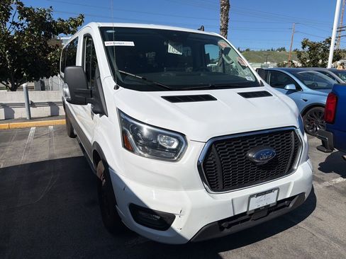 Used 2023 Ford Transit 350 XLT image 2