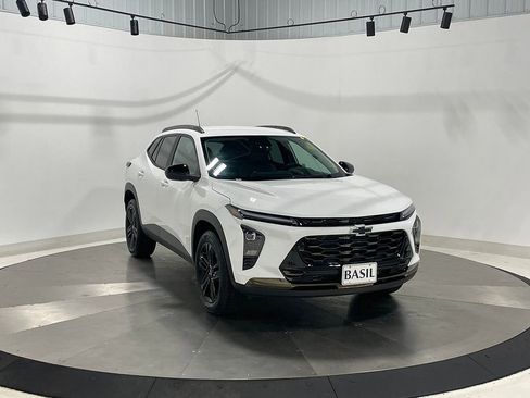 Used 2025 Chevrolet Trax ACTIV image 41