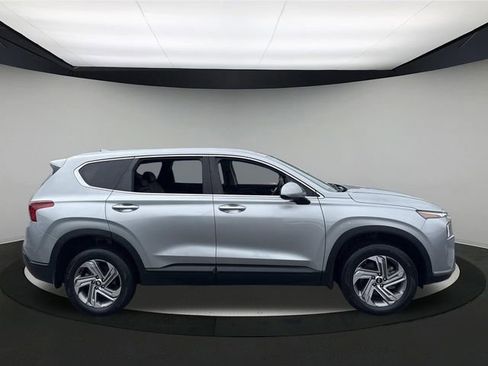 Used 2023 Hyundai Santa Fe SE image 5