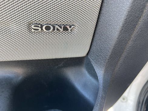 Used 2010 Ford F150 Lariat image 20