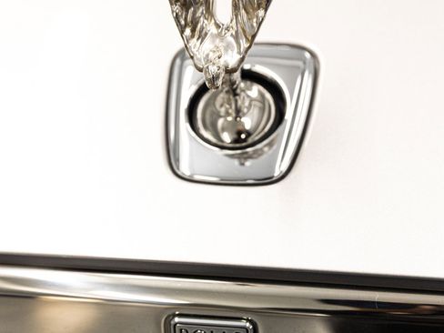 Used 2022 Rolls-Royce Ghost w/ Ghost Package image 9