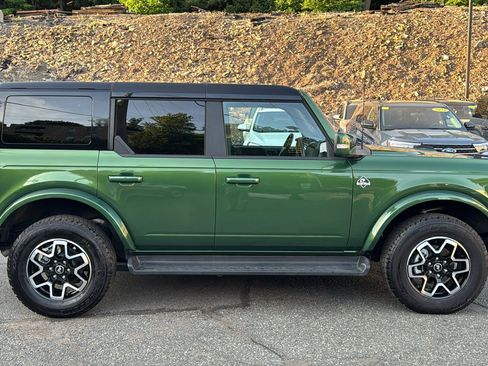 Used 2025 Ford Bronco Outer Banks AWD/4WD image 4