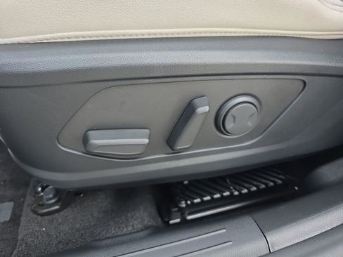 New 2026 Hyundai Tucson Limited FWD image 19