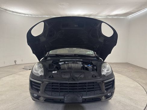 Used 2017 Porsche Macan AWD/4WD image 19