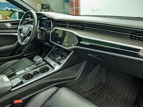 Used 2022 Audi S6 Premium Plus w/ S Sport Package AWD/4WD image 40