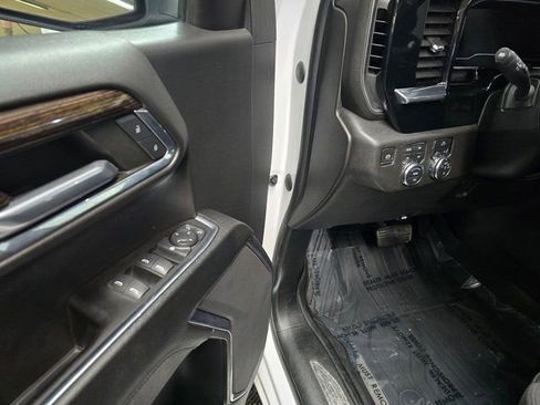 Used 2023 GMC Sierra 1500 Elevation w/ X31 Off-Road Package image 14