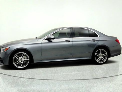 Used 2020 Mercedes-Benz E 350 Sedan image 8