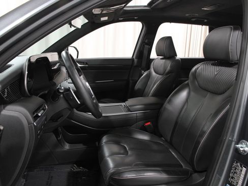 Certified 2024 Hyundai Palisade Calligraphy image 5