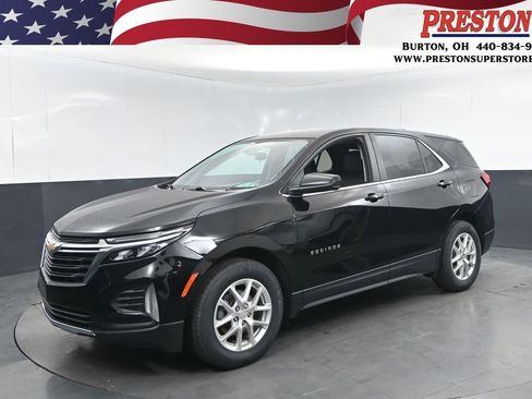 Certified 2022 Chevrolet Equinox LT image 1