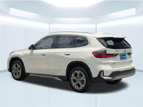 New 2026 BMW X1 xDrive28i w/ Technology Package AWD/4WD image 3