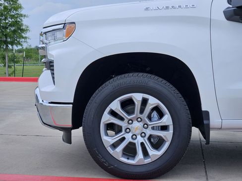 New 2026 Chevrolet Silverado 1500 LTZ w/ LTZ Convenience Package II AWD/4WD image 12