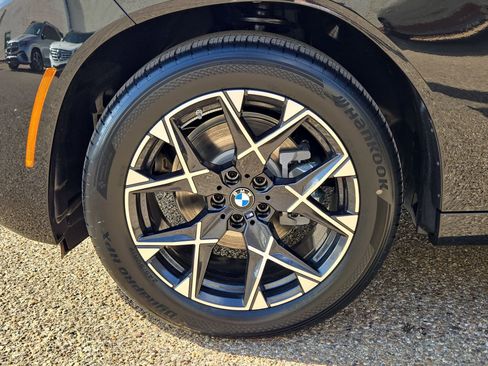 New 2026 BMW X3 xDrive30 w/ M Sport Package AWD/4WD image 11
