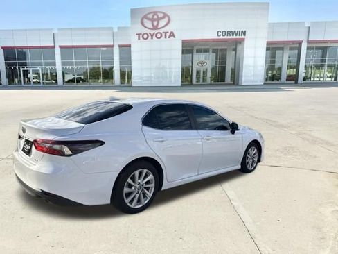 Used 2024 Toyota Camry LE w/ Convenience Package FWD image 4