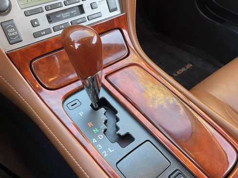 Used 2002 Lexus SC 430 Convertible RWD image 23