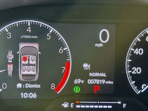 Used 2025 Honda Civic Sport image 5