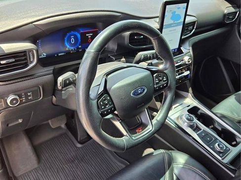 Used 2021 Ford Explorer ST w/ Equipment Group 401A AWD/4WD image 11