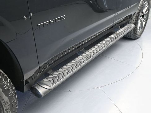 Used 2023 Chevrolet Tahoe Z71 w/ Luxury Package image 39