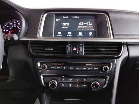 Used 2020 Kia Optima LX FWD image 32