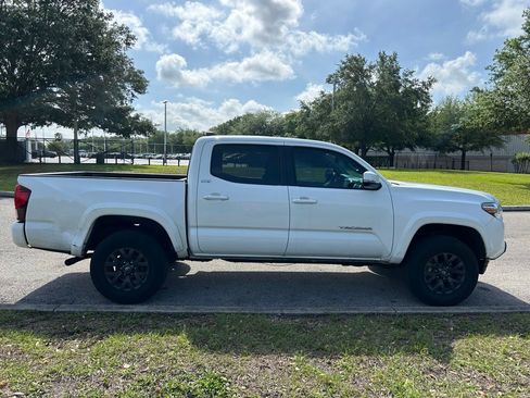 Used 2023 Toyota Tacoma SR5 w/ Technology Package RWD image 6