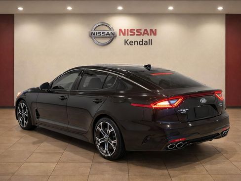 Used 2019 Kia Stinger GT1 AWD/4WD image 2