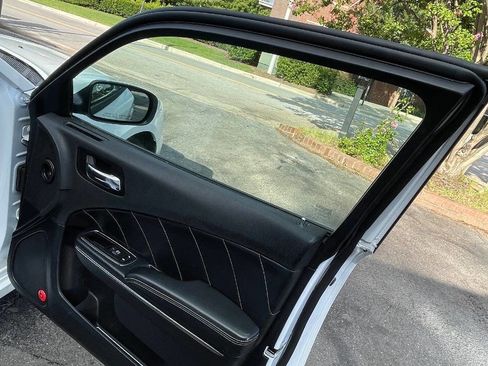 Used 2014 Dodge Charger R/T image 24