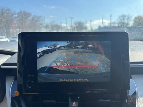 Used 2024 Toyota Corolla SE image 21