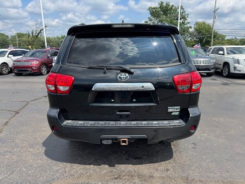 Used 2016 Toyota Sequoia Limited AWD/4WD image 4