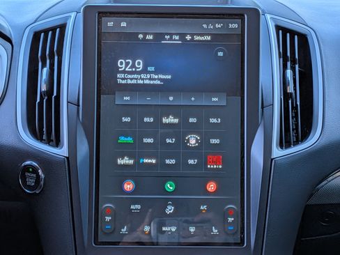 Used 2021 Ford Edge SEL w/ Convenience Package image 22