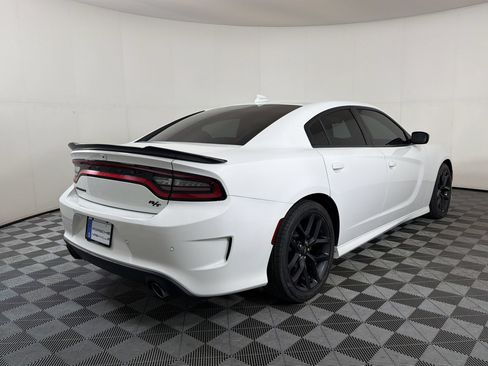 Used 2020 Dodge Charger R/T w/ Blacktop Package RWD image 10