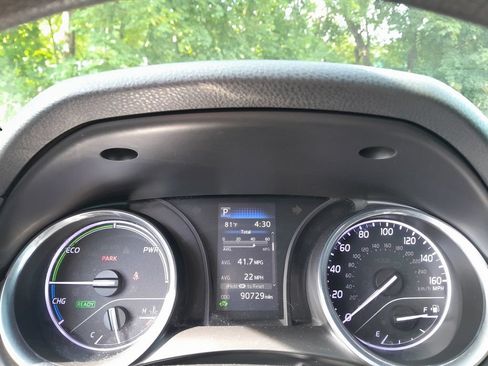 Used 2019 Toyota Camry LE FWD image 22
