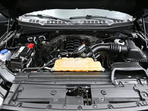 Used 2019 Ford F150 XLT w/ Equipment Group 302A Luxury image 7