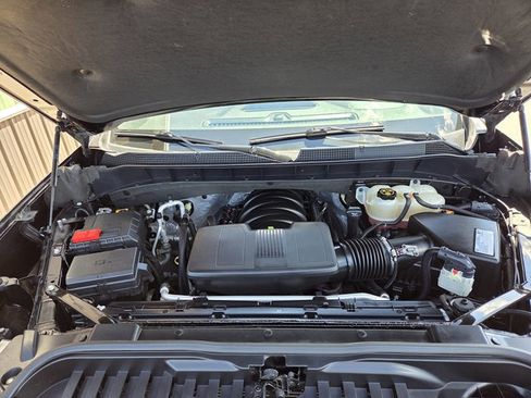 Used 2019 Chevrolet Silverado 1500 RST AWD/4WD image 41
