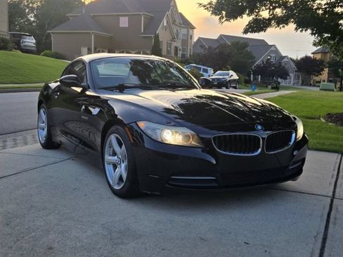 Used 2009 BMW Z4 sDrive30i RWD image 11