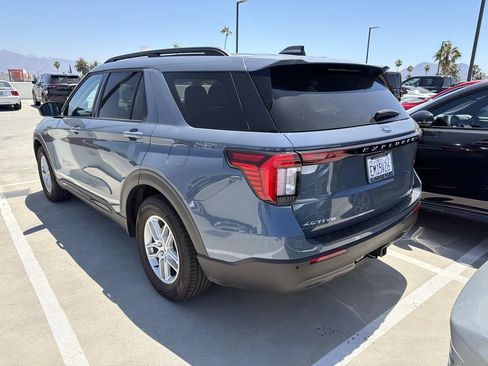 Used 2026 Ford Explorer Active RWD image 12