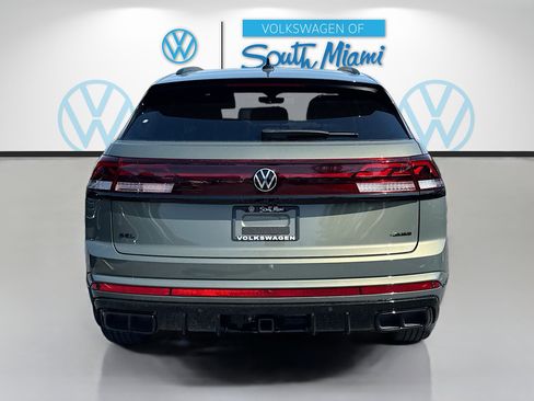 New 2026 Volkswagen Atlas Cross Sport SEL R-Line image 6