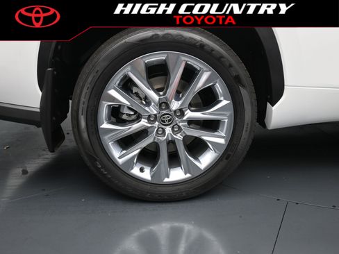 New 2026 Toyota Highlander Limited AWD/4WD image 9