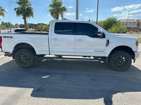 Used 2019 Ford F250 Lariat w/ Lariat Ultimate Package AWD/4WD image 14