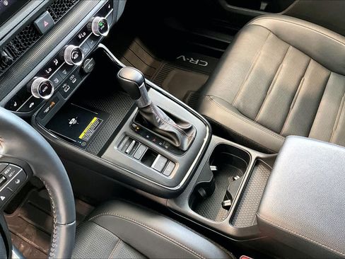 Used 2025 Honda CR-V Sport-L image 18