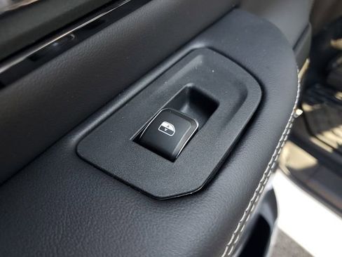 New 2026 RAM 1500 Limited AWD/4WD image 18