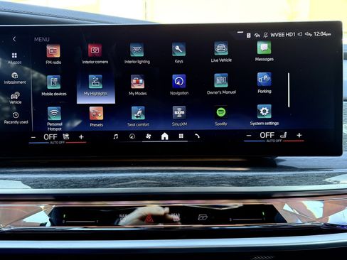 Used 2024 BMW i7 eDrive50 w/ M Sport Package image 29